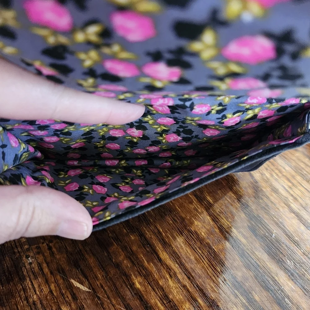 NWT Vera Bradley Black Quilted RFID 3 IN 1 Crossbody Wallet Wristlet